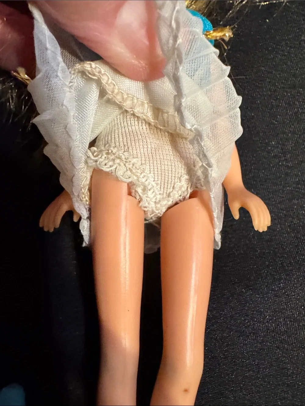 Dawn and Her Friends Doll Case w/Dawn & Gary - Picture 6 of 16